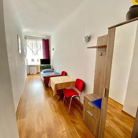 Hostel Schronisko Mlodziezowe Ptsm 