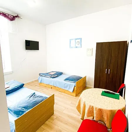 Hostel Schronisko Mlodziezowe Ptsm 