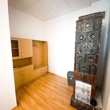 Hostel Schronisko Mlodziezowe Ptsm 