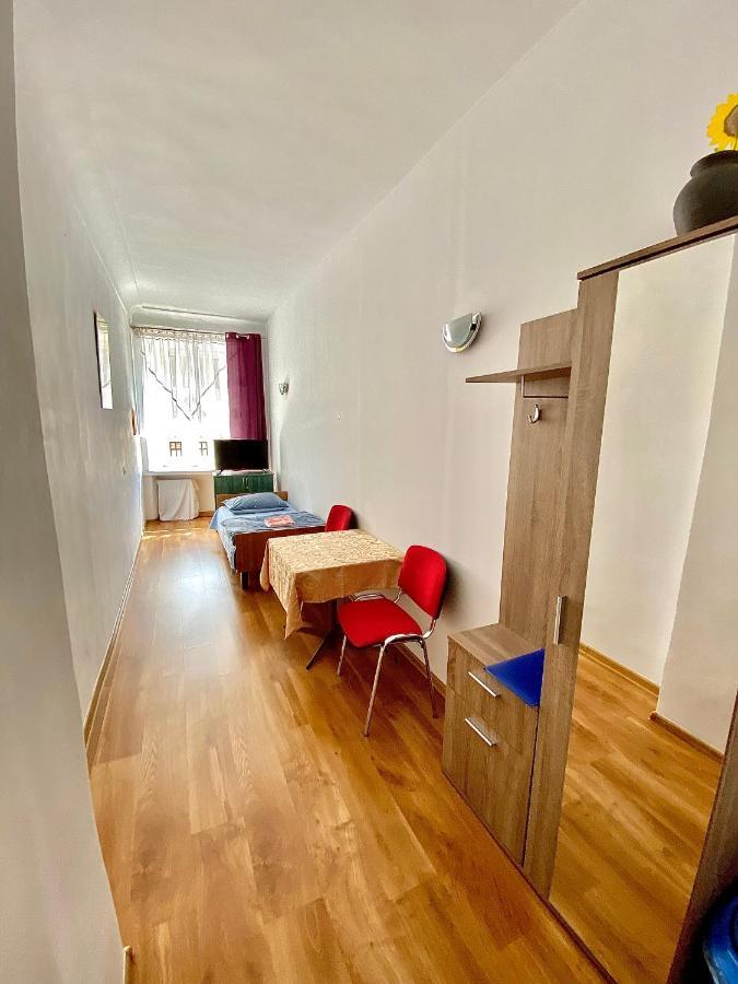 Hostel Schronisko Mlodziezowe Ptsm 