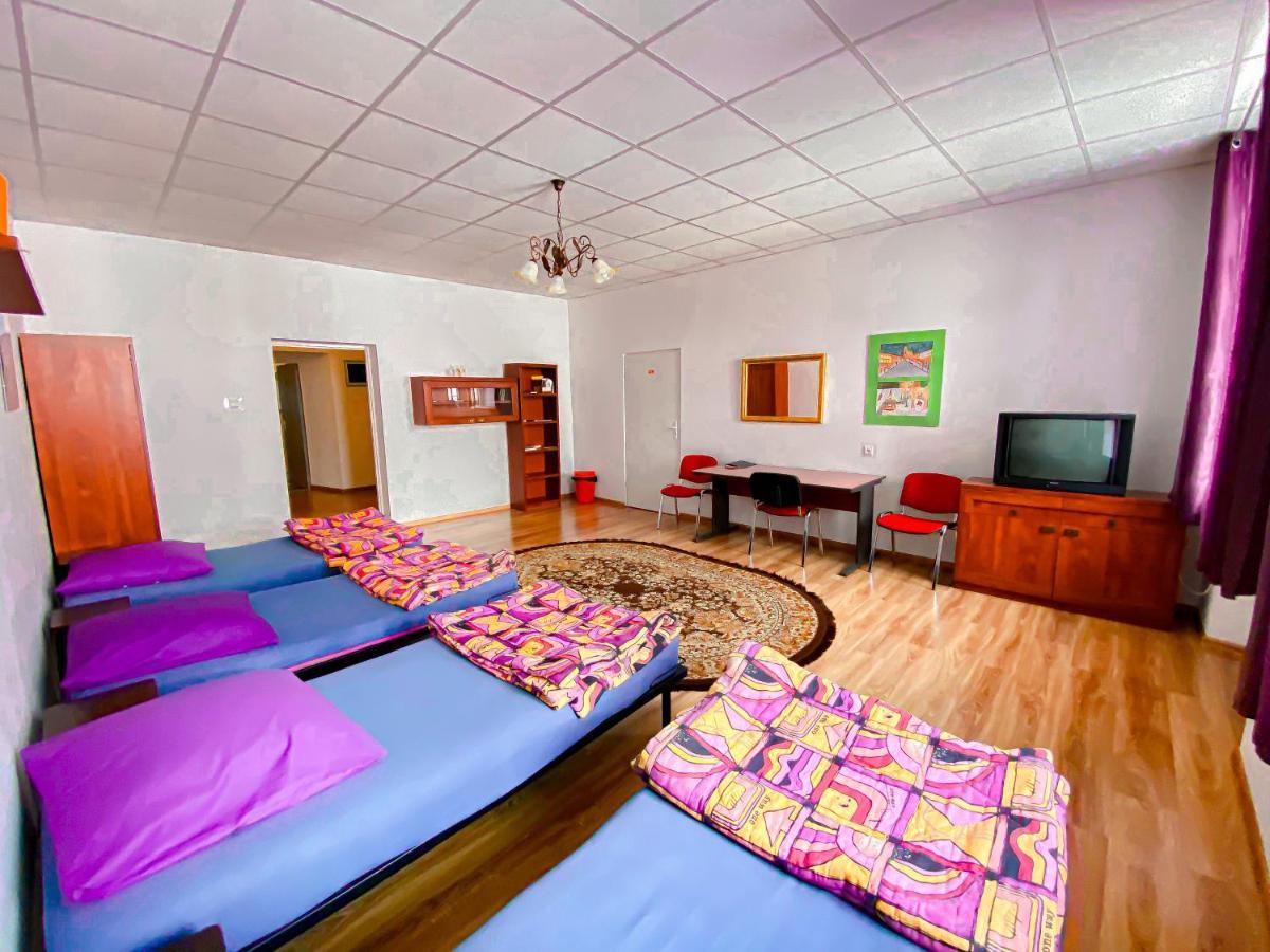 Hostel Schronisko Mlodziezowe Ptsm 
